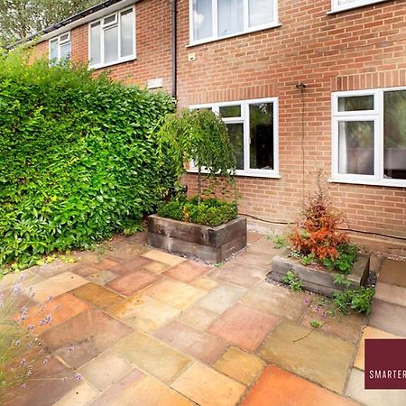 Sunninghill Village - 2 Bed - Parking And Garden แอสคอต ภายนอก รูปภาพ